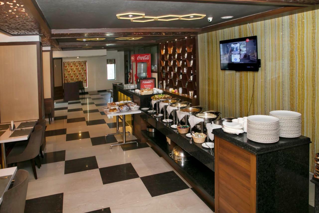 Ganges Grand Hotel Varanasi Exterior photo
