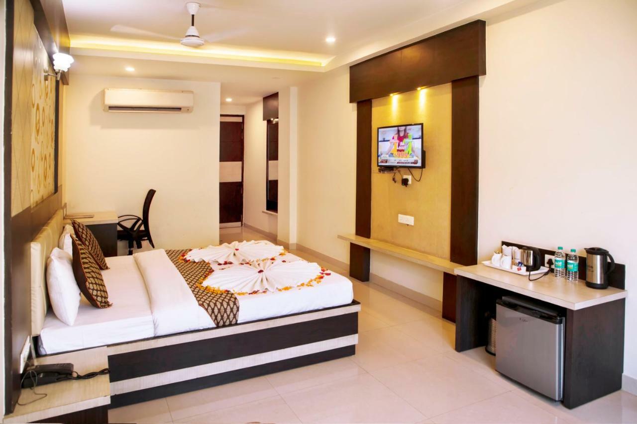 Ganges Grand Hotel Varanasi Exterior photo