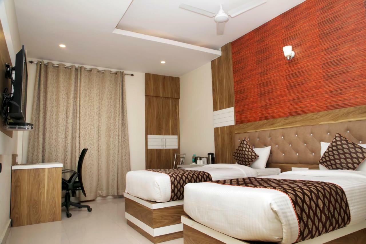 Ganges Grand Hotel Varanasi Exterior photo