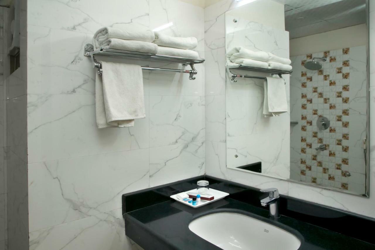 Ganges Grand Hotel Varanasi Exterior photo